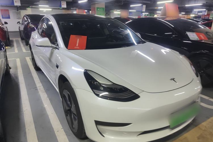 Used Tesla Model 3 2019 Standard Range Rear-Wheel Drive Upgraded Version (60 kWh) Front Right 45 Deg