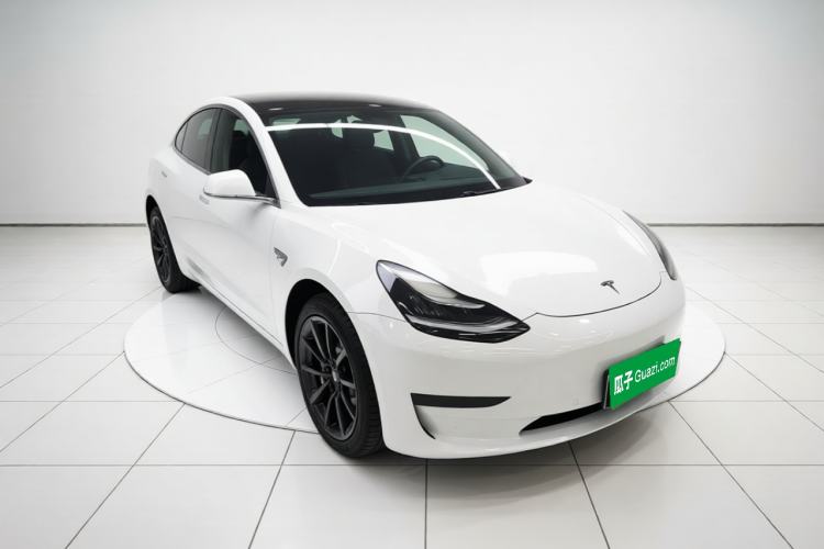 Used Tesla Model 3 2019 Standard Range Rear-Drive Upgraded Version Front Right 45 Deg