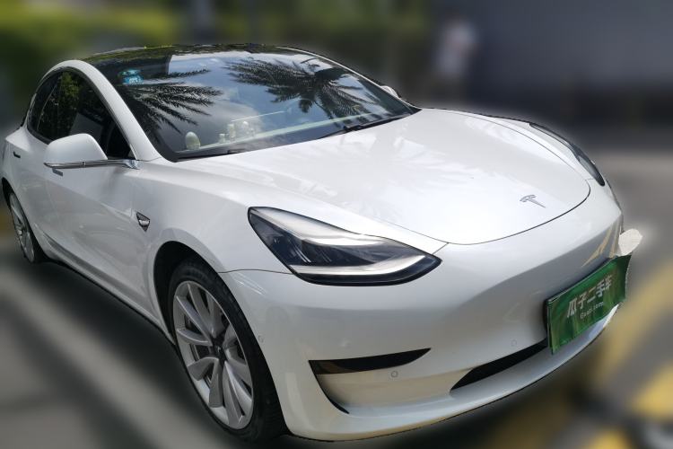 Used Tesla Model 3 2019 Standard Range Rear-Drive Upgraded Version Front Right 45 Deg