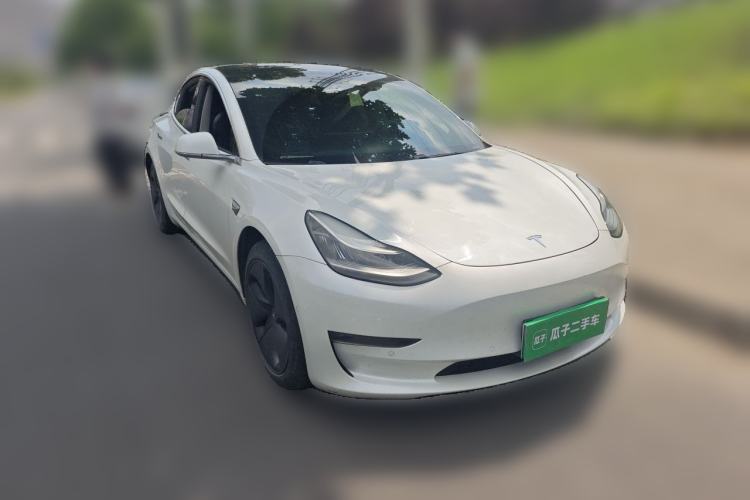 Used Tesla Model 3 2019 Long-Range Rear-Wheel-Drive Version Front Right 45 Deg