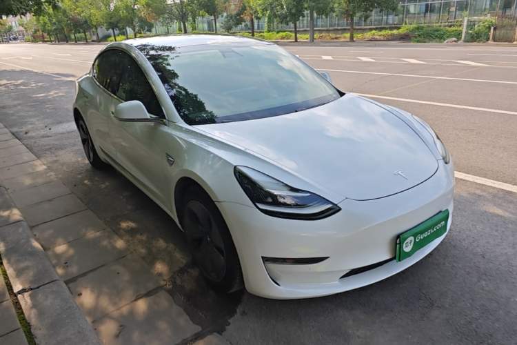 Used Tesla Model 3 2019 Long-Range All-Wheel-Drive Version Front Right 45 Deg