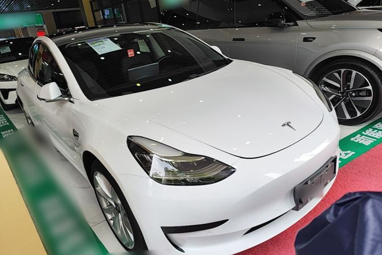 Used Tesla Model 3 2019 Standard Range Rear-Drive Upgraded Version Front Right 45 Deg