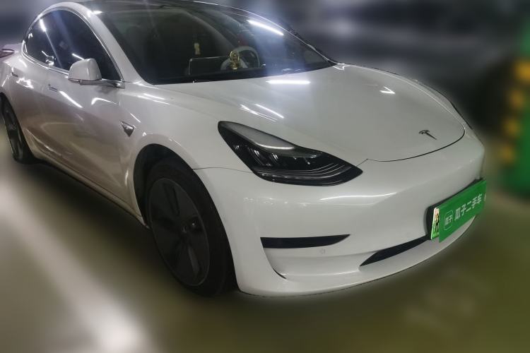 Used Tesla Model 3 2019 Standard Range Rear-Drive Upgraded Version Front Right 45 Deg