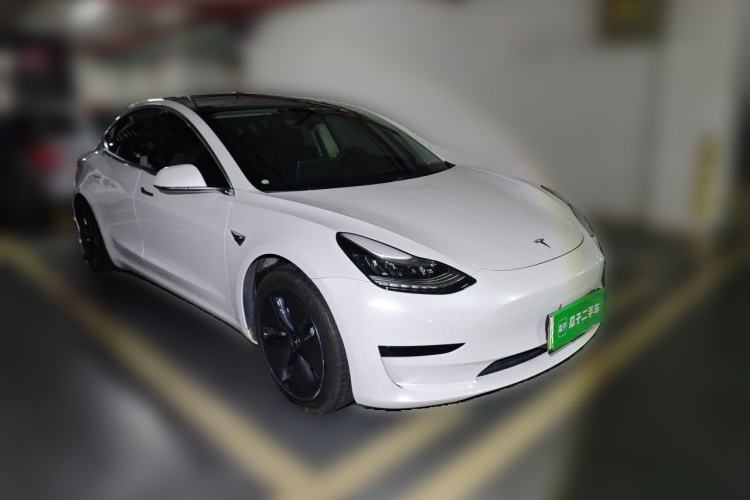 Used Tesla Model 3 2019 Standard Range Rear-Wheel Drive Upgraded Version (60 kWh) Front Right 45 Deg