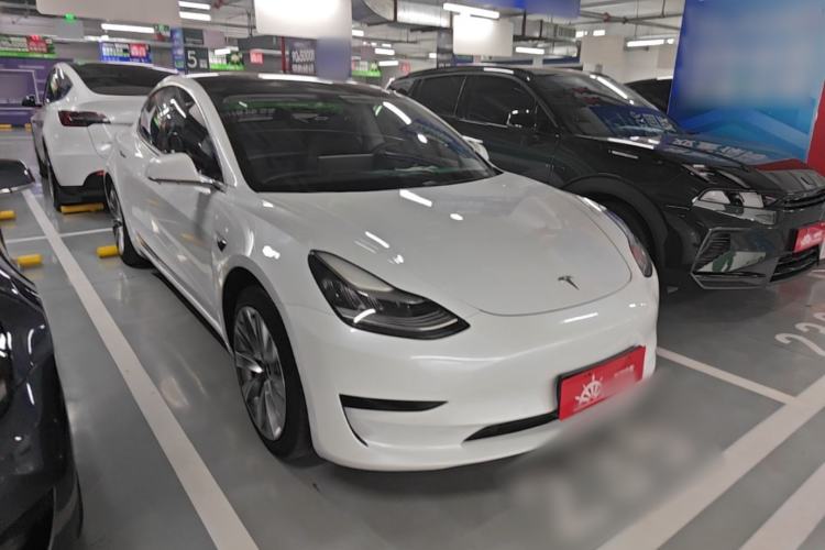 Used Tesla Model 3 2019 Standard Range Rear-Drive Upgraded Version Front Right 45 Deg