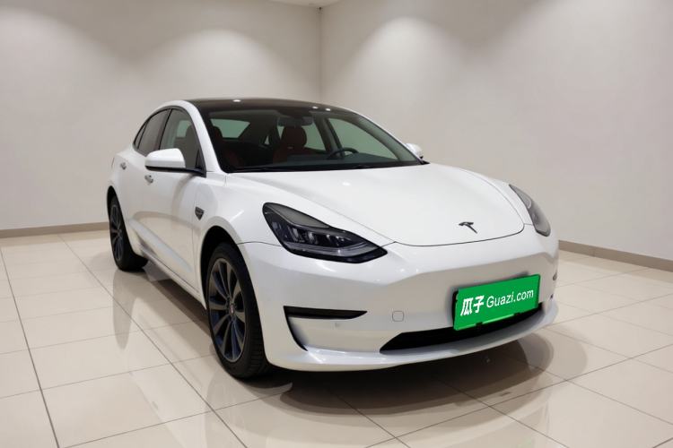 Used Tesla Model 3 2019 Long-Range Rear-Wheel-Drive Version Front Right 45 Deg