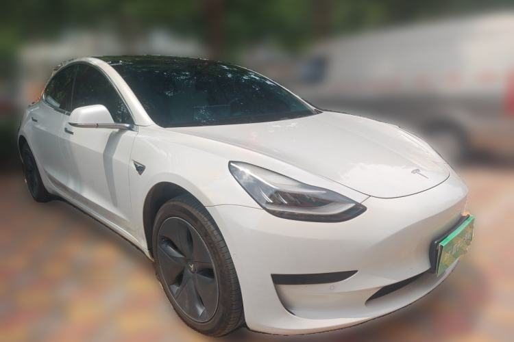 Used Tesla Model 3 2019 Standard Range Rear-Wheel Drive Upgraded Version (60 kWh) Front Right 45 Deg