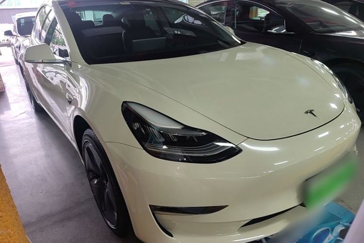 Used Tesla Model 3 2019 Standard Range Rear-Drive Upgraded Version Front Right 45 Deg