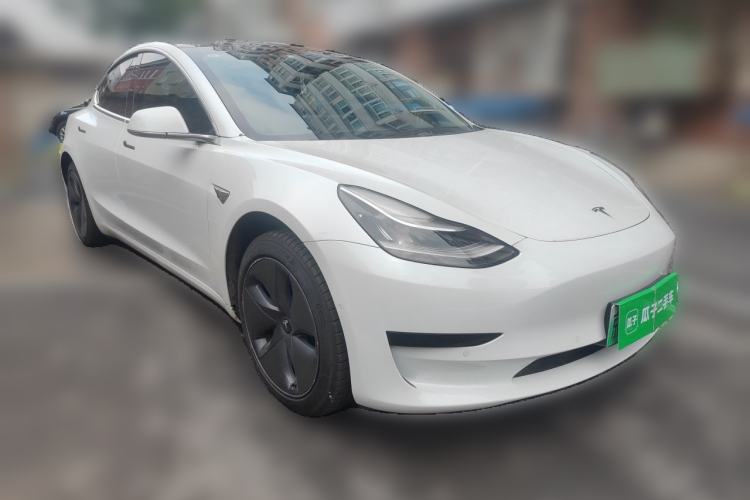Used Tesla Model 3 2019 Standard Range Rear-Wheel Drive Upgraded Version (60 kWh) Front Right 45 Deg