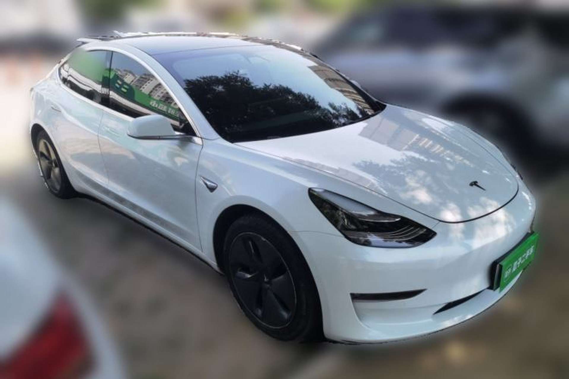 Used Tesla Model 3 2019 Long-Range All-Wheel-Drive Version Front Right 45 Deg