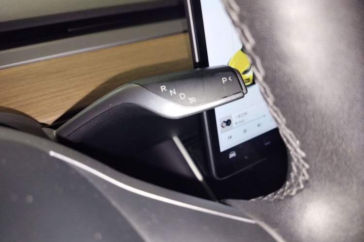 Used Tesla Model 3 2019 Long-Range Rear-Wheel-Drive Version Gear Lever