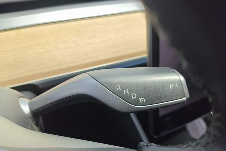 Used Tesla Model 3 2019 Standard Range Rear-Wheel Drive Upgraded Version (60 kWh) Gear Lever