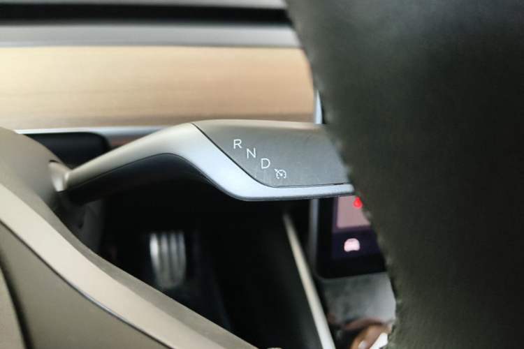 Used Tesla Model 3 2019 Standard Range Rear-Wheel Drive Upgraded Version (52 kWh) Gear Lever