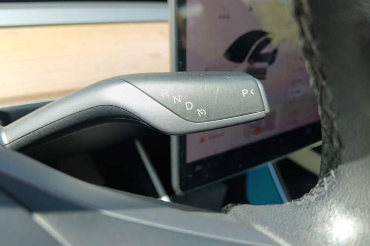 Used Tesla Model 3 2019 Standard Range Rear-Wheel Drive Upgraded Version (52 kWh) Gear Lever