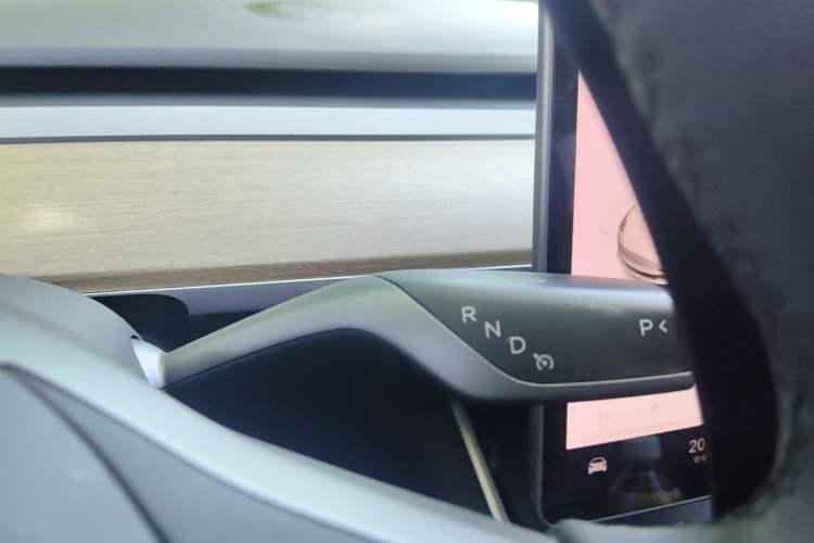 Used Tesla Model 3 2019 Standard Range Rear-Wheel Drive Upgraded Version (52 kWh) Gear Lever