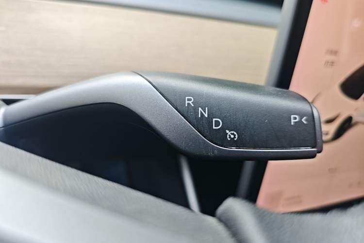 Used Tesla Model 3 2019 Standard Range Rear-Wheel Drive Upgraded Version (52 kWh) Gear Lever