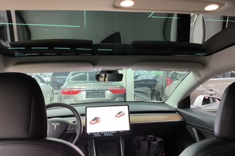 Used Tesla Model 3 2019 Standard Range Rear-Wheel Drive Upgraded Version (60 kWh) Headliner