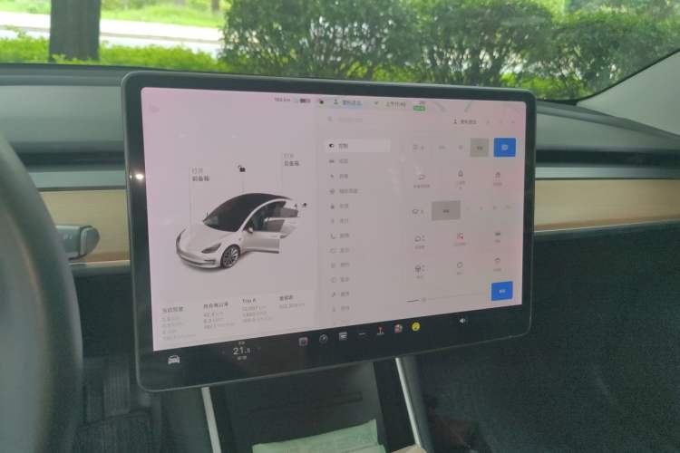 Used Tesla Model 3 2019 Standard Range Rear-Wheel Drive Upgraded Version (60 kWh) Instrument Cluster