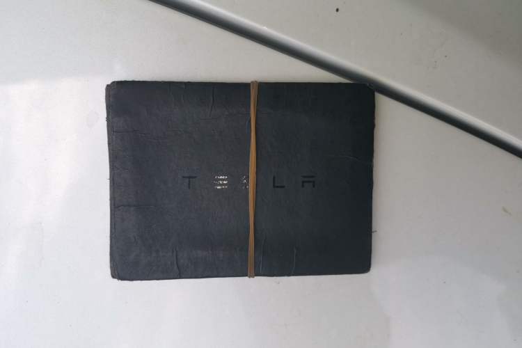 Used Tesla Model 3 2019 Long-Range Rear-Wheel-Drive Version Interior 1