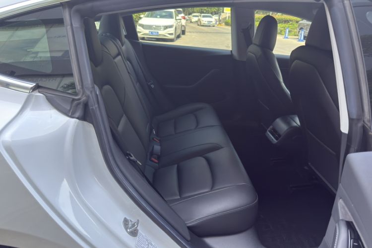 Used Tesla Model 3 2019 Standard Range Rear-Wheel Drive Upgraded Version (52 kWh) Interior 14