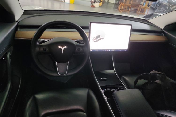 Used Tesla Model 3 2019 Standard Range Rear-Drive Upgraded Version Interior 2