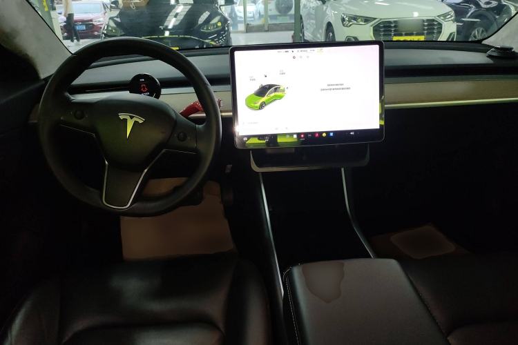 Used Tesla Model 3 2019 Standard Range Rear-Wheel Drive Upgraded Version (60 kWh) Interior 2