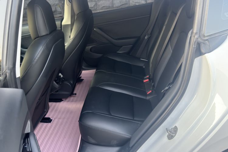 Used Tesla Model 3 2019 Standard Range Rear-Drive Upgraded Version Interior 2