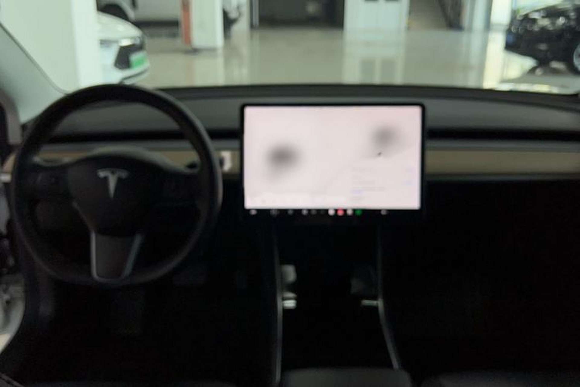 Used Tesla Model 3 2019 Standard Range Rear-Wheel Drive Upgraded Version (52 kWh) Interior 3