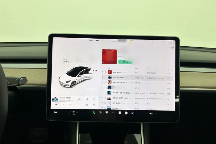 Used Tesla Model 3 2019 Long-Range All-Wheel-Drive Version Interior 3