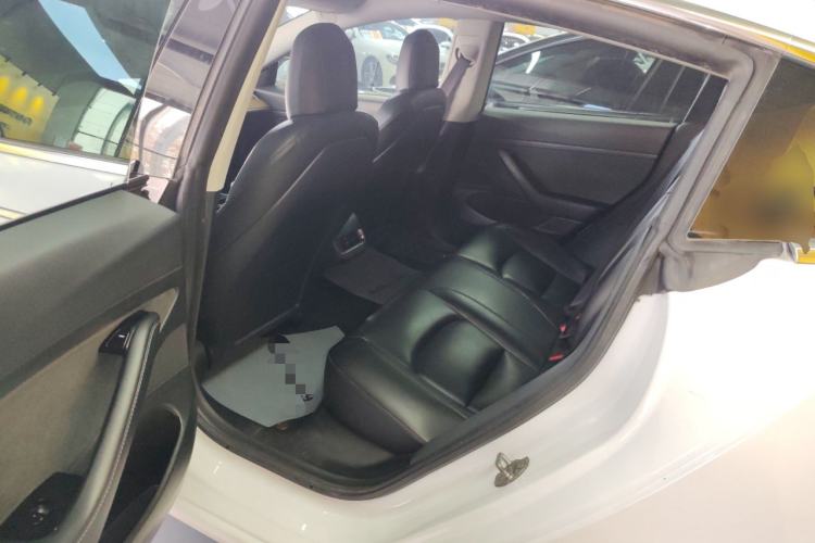 Used Tesla Model 3 2019 Standard Range Rear-Drive Upgraded Version Interior 4