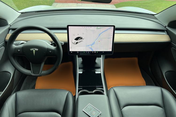 Used Tesla Model 3 2019 Standard Range Rear-Wheel Drive Upgraded Version (52 kWh) Interior 7