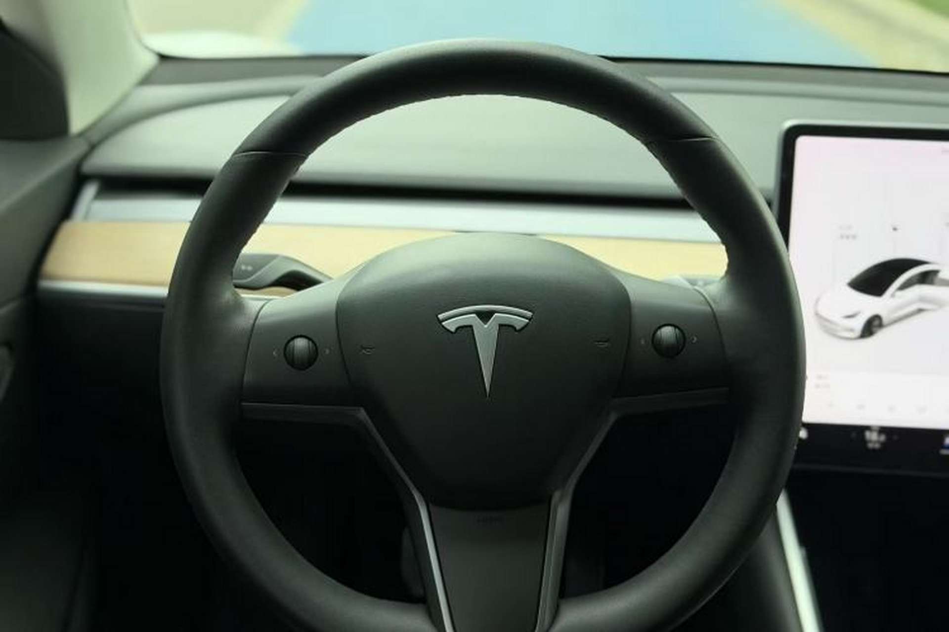Used Tesla Model 3 2019 Standard Range Rear-Wheel Drive Upgraded Version (52 kWh) Interior 9
