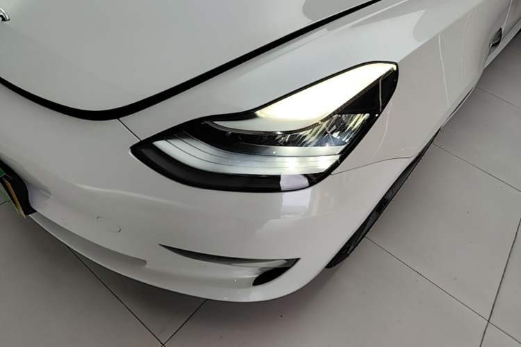 Used Tesla Model 3 2019 Long-Range Rear-Wheel-Drive Version Left Front Headlight