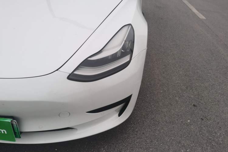 Used Tesla Model 3 2019 Standard Range Rear-Wheel Drive Upgraded Version (60 kWh) Left Front Headlight