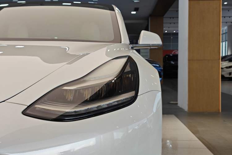 Used Tesla Model 3 2019 Long-Range Rear-Wheel-Drive Version Left Front Headlight