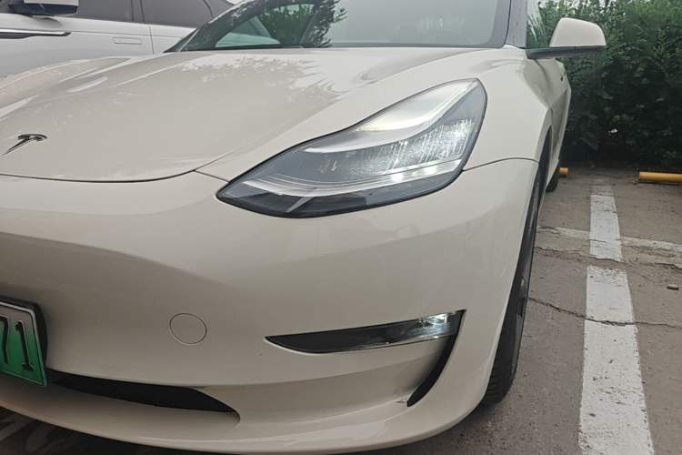 Used Tesla Model 3 2019 Long-Range All-Wheel-Drive Version Left Front Headlight