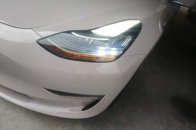 Used Tesla Model 3 2019 Performance High-Performance All-Wheel-Drive Version Left Front Headlight