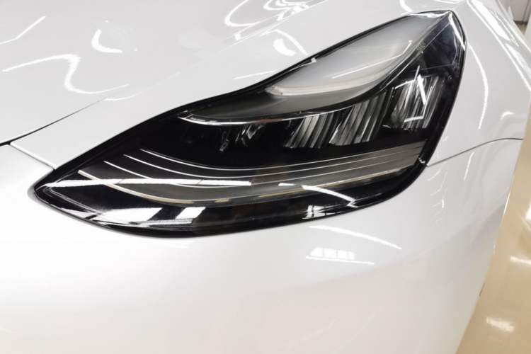 Used Tesla Model 3 2019 Standard Range Rear-Wheel Drive Upgraded Version (52 kWh) Left Front Headlight