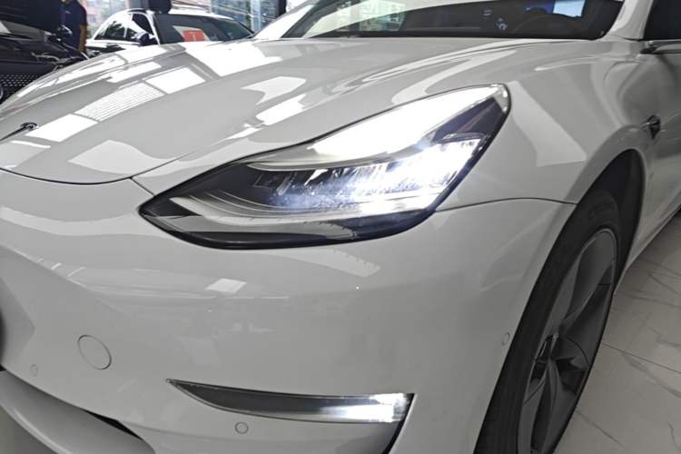 Used Tesla Model 3 2019 Long-Range Rear-Wheel-Drive Version Left Front Headlight