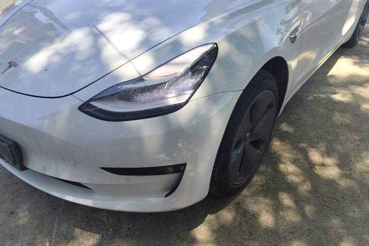 Used Tesla Model 3 2019 Standard Range Rear-Wheel Drive Upgraded Version (52 kWh) Left Front Headlight