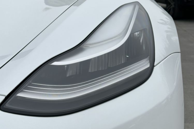 Used Tesla Model 3 2019 Long-Range Rear-Wheel-Drive Version Left Front Headlight