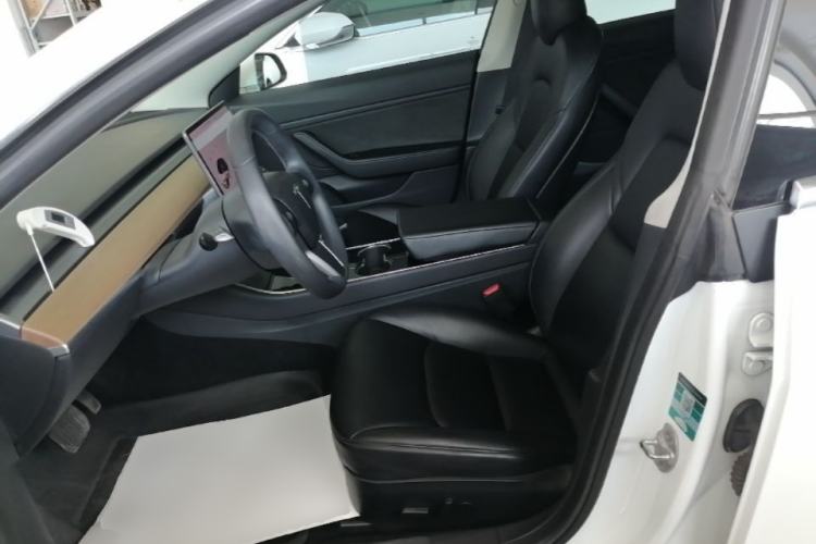 Used Tesla Model 3 2019 Standard Range Rear-Wheel Drive Upgraded Version (60 kWh) Left Front Seat