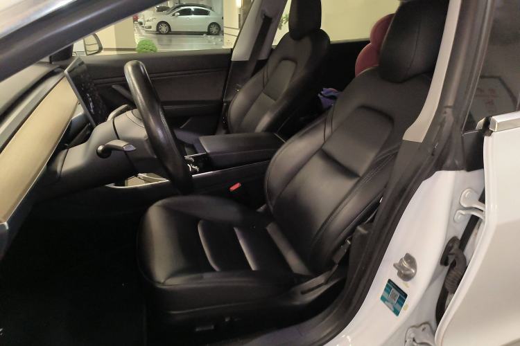 Used Tesla Model 3 2019 Long-Range All-Wheel-Drive Version Left Front Seat