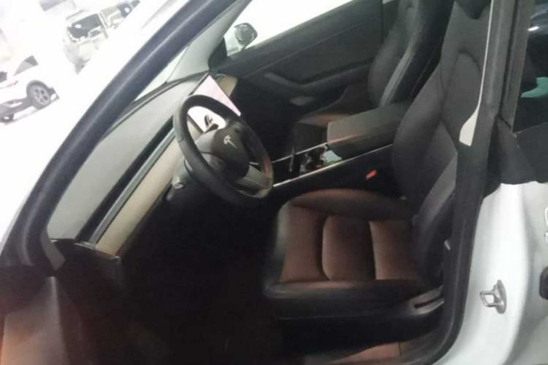 Used Tesla Model 3 2019 Standard Range Rear-Wheel Drive Upgraded Version (60 kWh) Left Front Seat