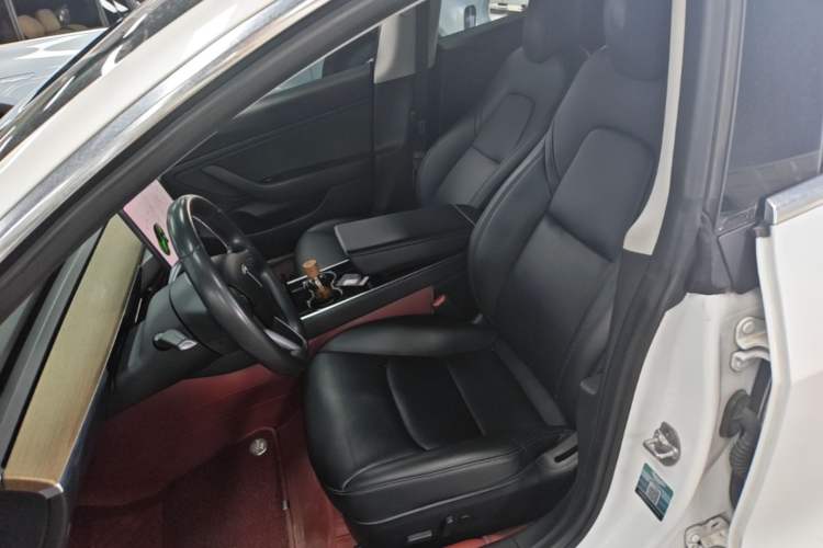 Used Tesla Model 3 2019 Long-Range Rear-Wheel-Drive Version Left Front Seat