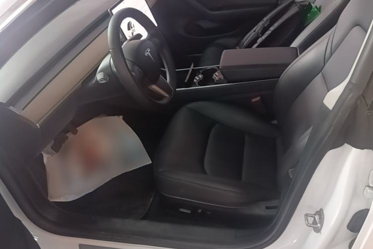 Used Tesla Model 3 2019 Long-Range Rear-Wheel-Drive Version Left Front Seat