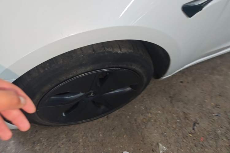 Used Tesla Model 3 2019 Standard Range Rear-Drive Upgraded Version Left Front Wheel Hub