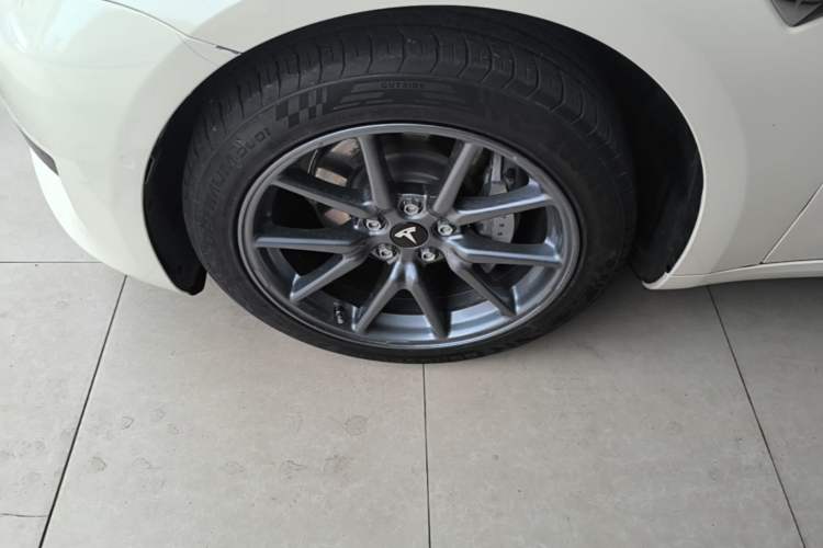 Used Tesla Model 3 2019 Standard Range Rear-Drive Upgraded Version Left Front Wheel Hub