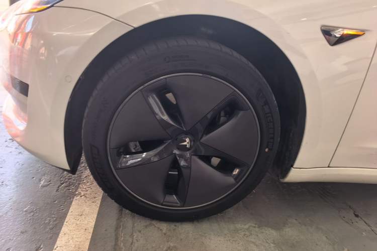 Used Tesla Model 3 2019 Standard Range Rear-Drive Upgraded Version Left Front Wheel Hub