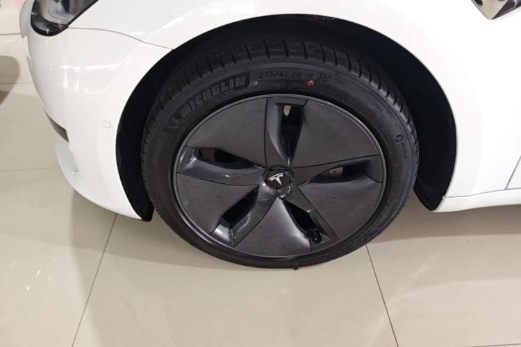 Used Tesla Model 3 2019 Standard Range Rear-Drive Upgraded Version Left Front Wheel Hub
